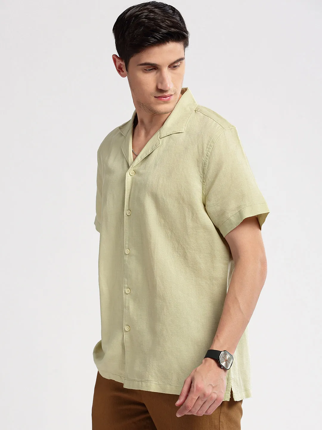 Men Cuban Collar Solid Green Casual Shirt