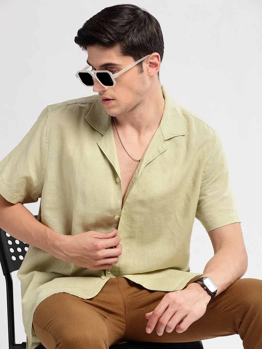 Men Cuban Collar Solid Green Casual Shirt