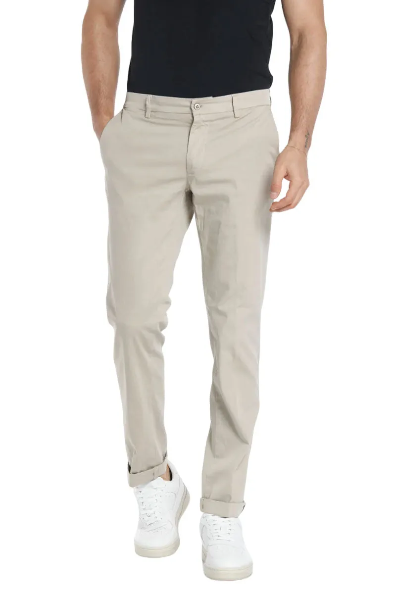 New York Chinos