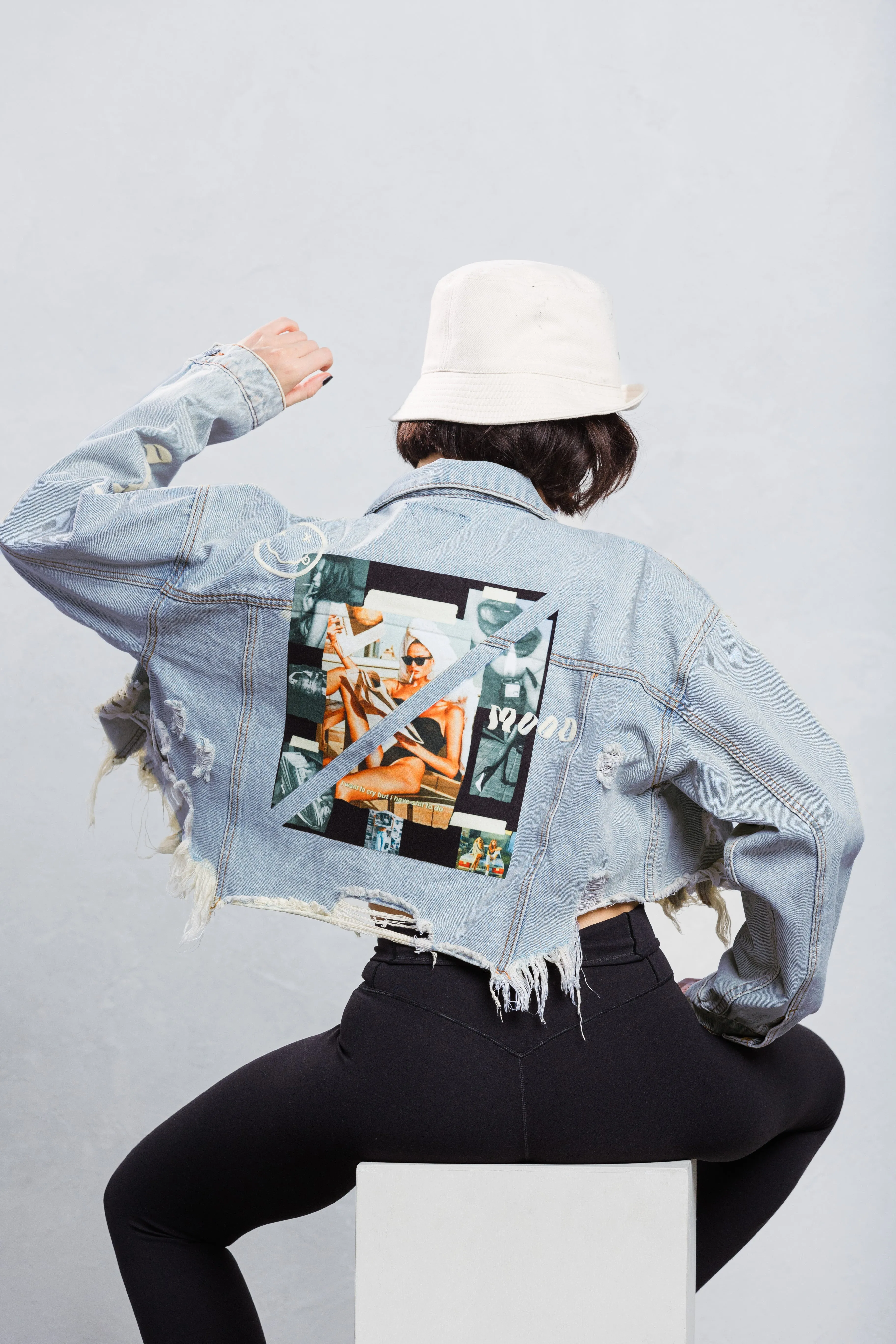 NOT IN THE MOOD Crop Denim Jacket