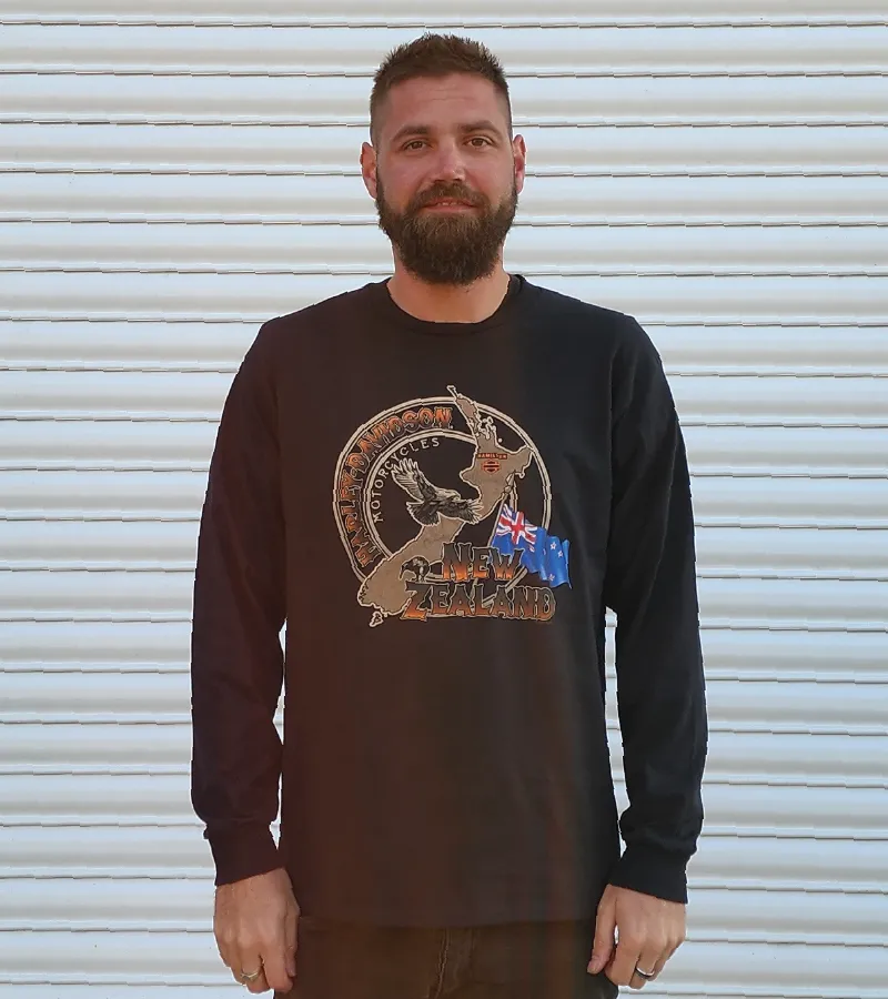 NZ MAP LONG SLEEVE TEE