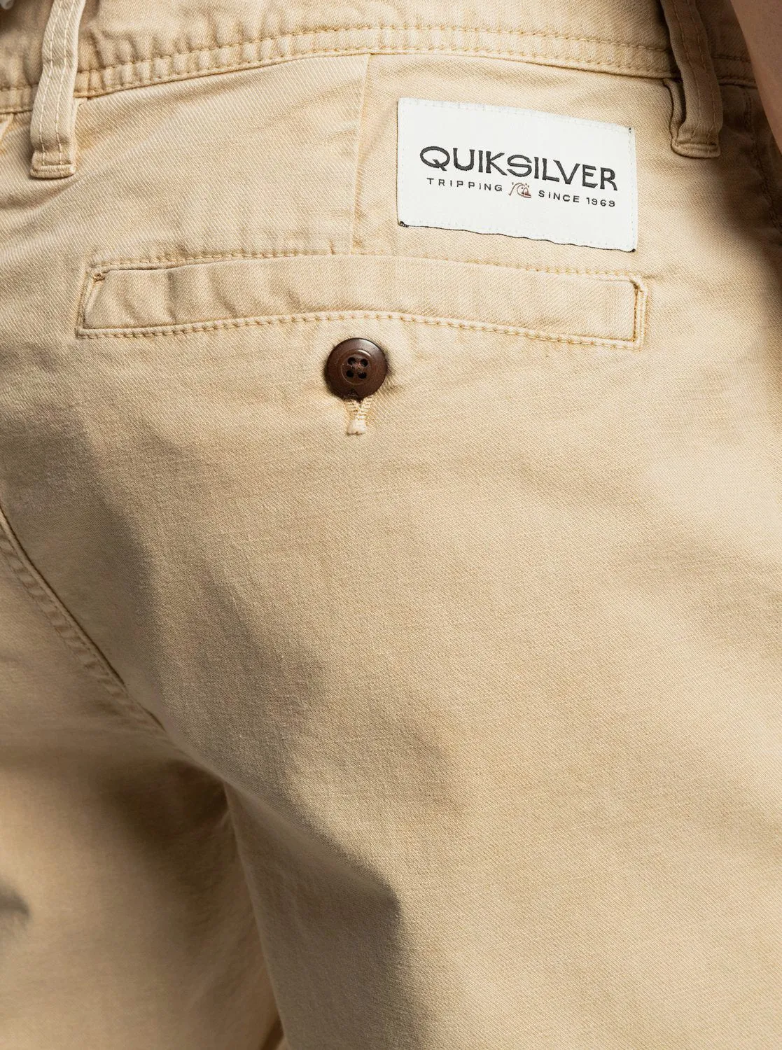 Quiksilver Washed Twill Natural Dye 19" Chino Short