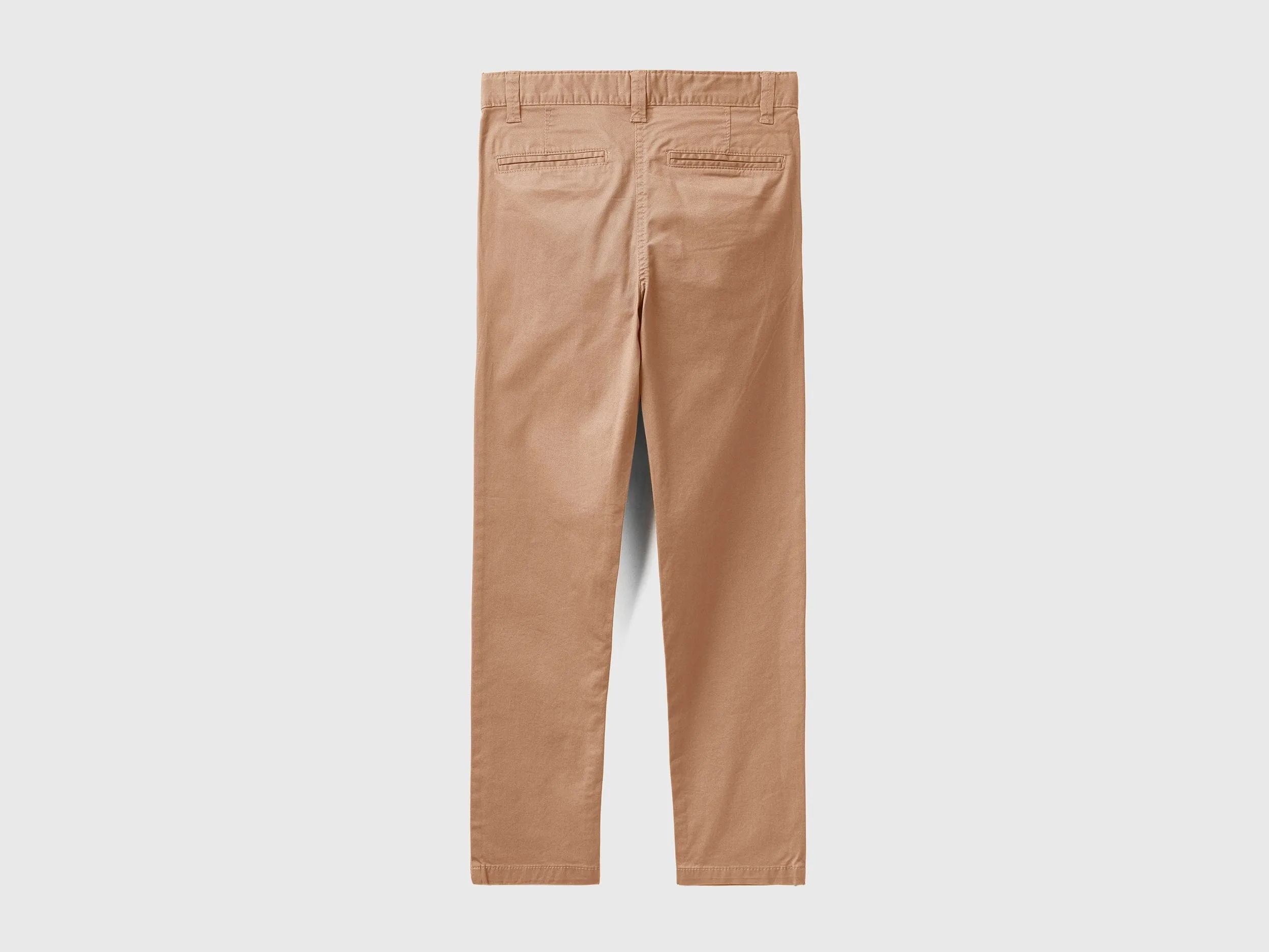 Slim fit chinos in stretch cotton