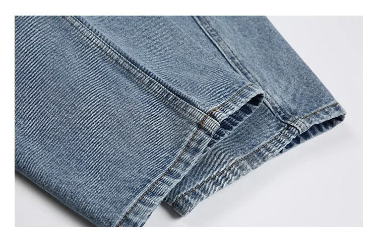 Tapered Baggy Jeans